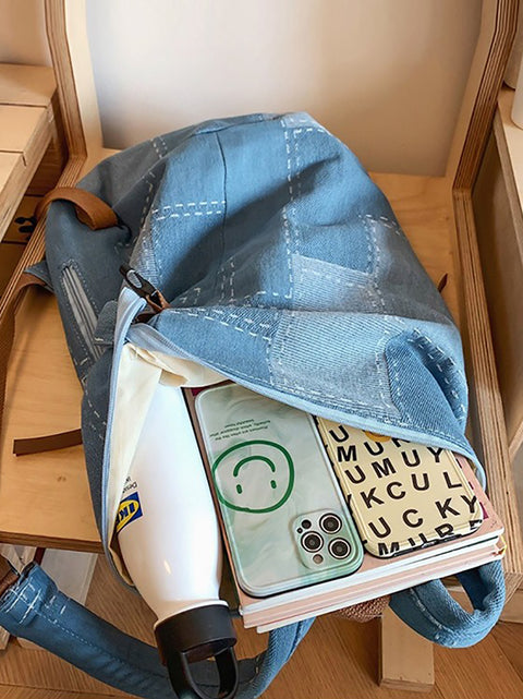 Lässiger, gespleißter Denim-Rucksack mit Aufnähern