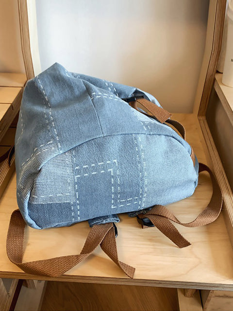 Lässiger, gespleißter Denim-Rucksack mit Aufnähern